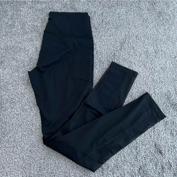 2/$20 - Victoria Secret Mesh Leggings - Picture 1 of 8